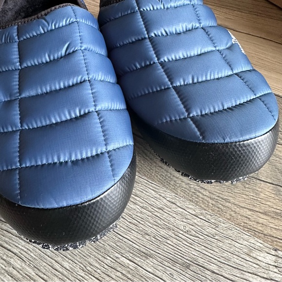 THE NORTH FACE Thermoball Insulated Traction Mule V Shoe 10 - Picture 5 of 6